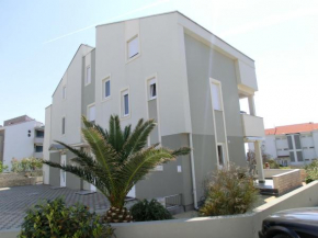 High Five Luxury House in Novalja